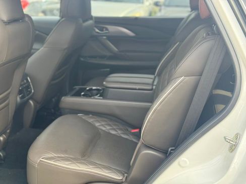 Used 2021 MAZDA CX-9 Signature image 11