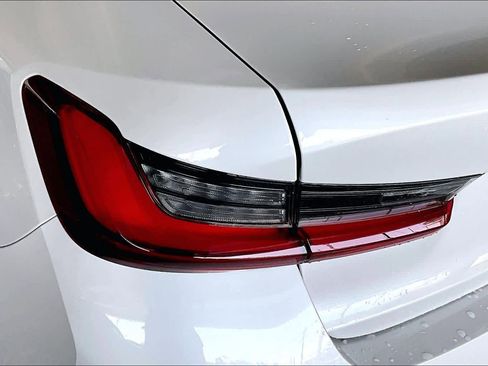 New 2025 BMW 330i Sedan w/ Premium Package image 12