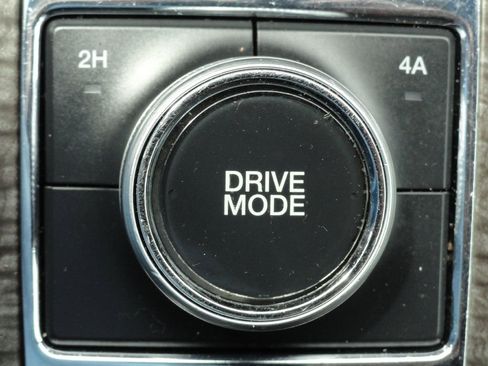 Used 2019 Ford Expedition Max Limited AWD/4WD image 34
