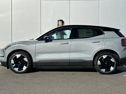 New 2026 Volvo EX30 Plus image 2