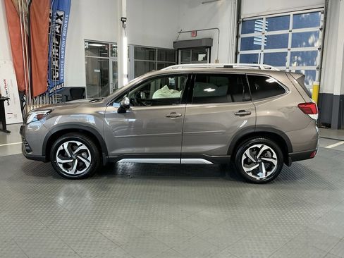 Used 2022 Subaru Forester Touring image 42