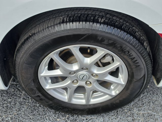 Used 2025 Chrysler Pacifica Select FWD image 9