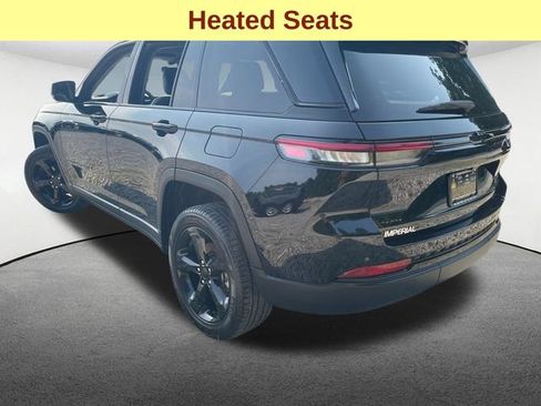 Used 2023 Jeep Grand Cherokee Limited w/ Black Appearance Package AWD/4WD image 10