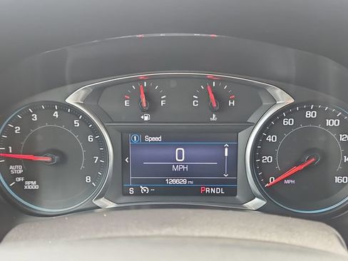Used 2019 Chevrolet Equinox LT FWD image 16