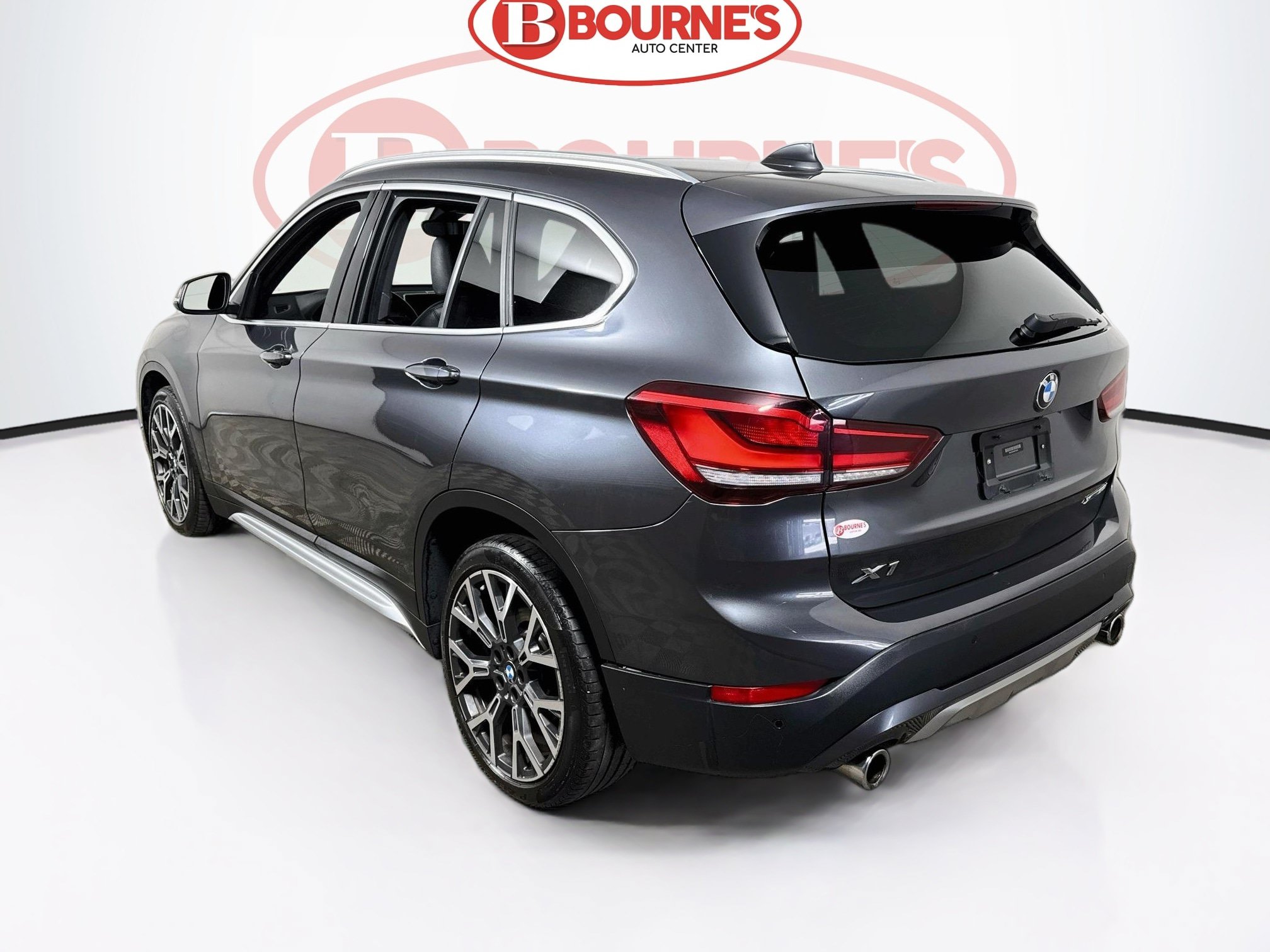 Used 2021 BMW X1 xDrive28i w/ Convenience Package AWD/4WD image 9