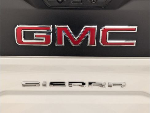Used 2024 GMC Sierra 1500 AT4X w/ AT4X AEV Edition AWD/4WD image 6