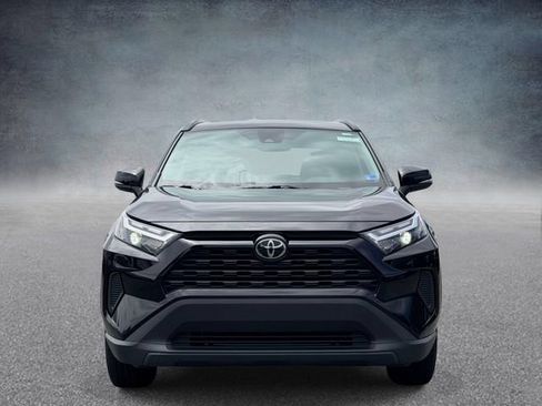 Used 2024 Toyota RAV4 XLE AWD/4WD image 6