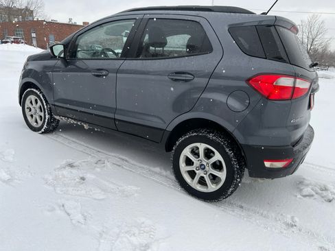 Used 2022 Ford EcoSport SE w/ SE Convenience Package image 4