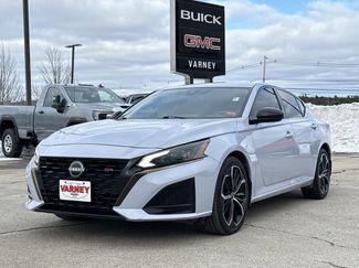 Used 2024 Nissan Altima 2.5 SR w/ SR Premium Package video 1