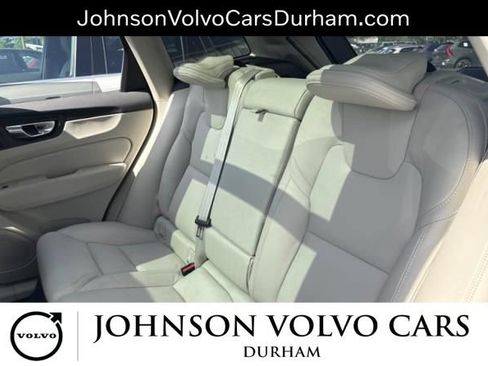 Used 2024 Volvo XC60 T8 Ultimate w/ Protection Package Premier AWD/4WD image 11
