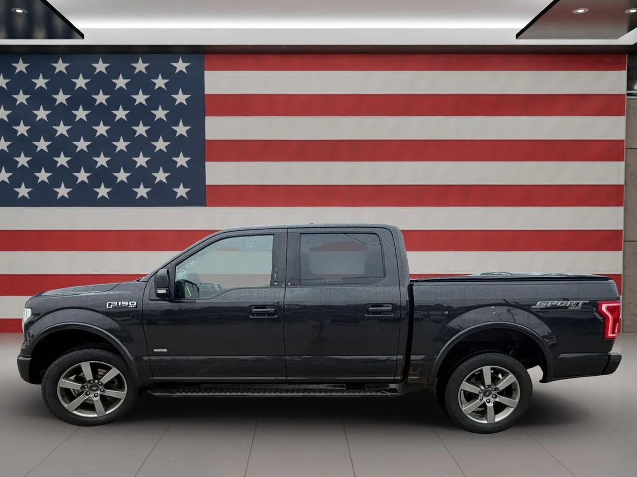 Used 2015 Ford F150 XLT w/ Equipment Group 302A Luxury AWD/4WD image 4