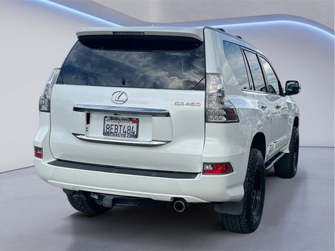 Used 2018 Lexus GX 460 w/ Navigation Package image 6