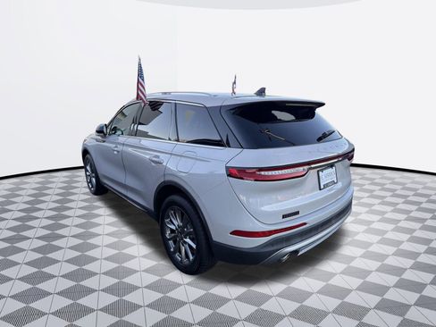 Used 2021 Lincoln Corsair FWD w/ Premium Package image 9