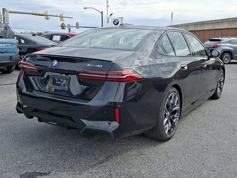 New 2026 BMW i5 eDrive40 w/ M Sport Package image 4