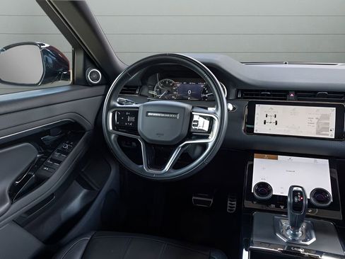 Used 2022 Land Rover Range Rover Evoque R-Dynamic S AWD/4WD image 28