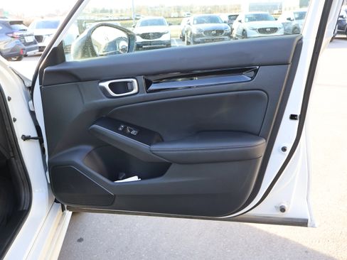 Used 2024 Honda Civic Touring image 9