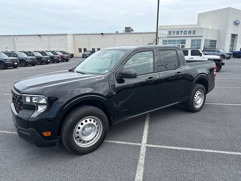 Used 2025 Ford Maverick XL w/ 4K Tow Package AWD/4WD image 2