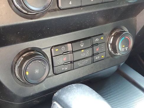 Used 2020 Ford F150 XLT w/ Equipment Group 302A Luxury AWD/4WD image 31