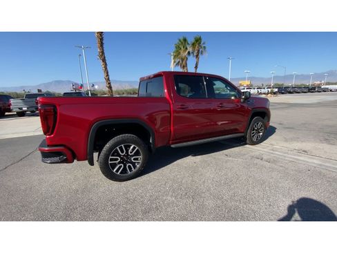 Used 2025 GMC Sierra 1500 AT4 w/ AT4 Premium Package AWD/4WD image 8