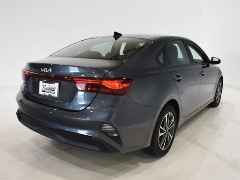 Used 2024 Kia Forte LXS w/ LXS Technology Package FWD image 5