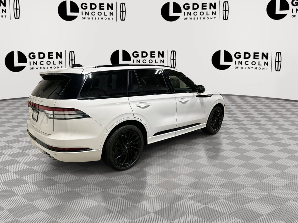 Used 2025 Lincoln Aviator Reserve w/ Luxury Package RWD image 8