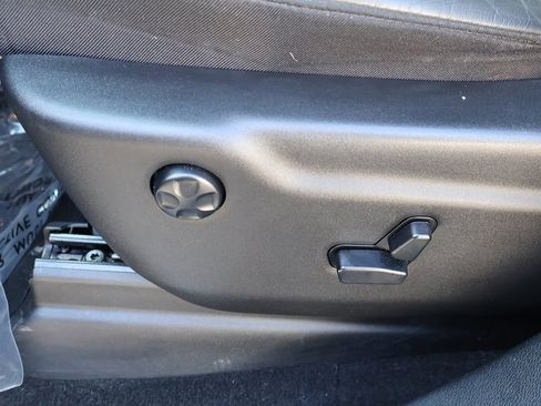 Used 2020 Dodge Durango GT image 34