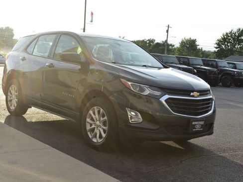 Used 2019 Chevrolet Equinox LS AWD/4WD image 10