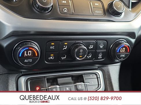 Used 2021 GMC Acadia SLT w/ Elevation Edition FWD image 18