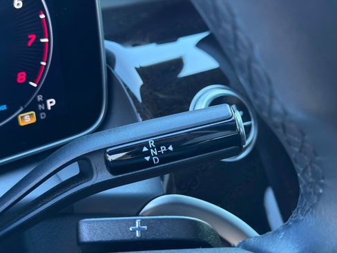 Used 2025 Mercedes-Benz GLC 300 image 46