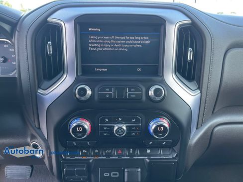 Used 2019 GMC Sierra 1500 SLE w/ SLE Convenience Package AWD/4WD image 17