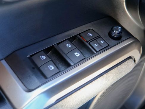 Used 2023 Toyota Tacoma SR5 image 18