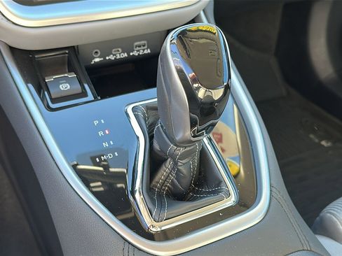 Certified 2025 Subaru Legacy Premium image 18