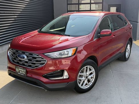 Used 2022 Ford Edge SEL w/ Convenience Package AWD/4WD image 2