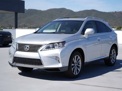 Used 2014 Lexus RX 350 FWD w/ Navigation Package image 3