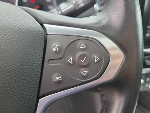 Used 2022 Chevrolet Traverse LT w/ LT Premium Package AWD/4WD image 28