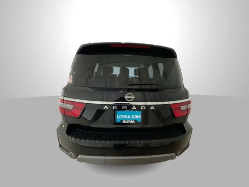 Used 2024 Nissan Armada SV image 7