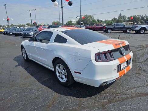 Used 2014 Ford Mustang Coupe RWD image 6
