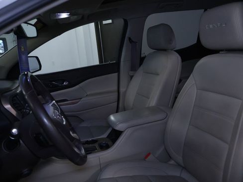 Used 2019 GMC Acadia Denali w/ Technology Package image 16