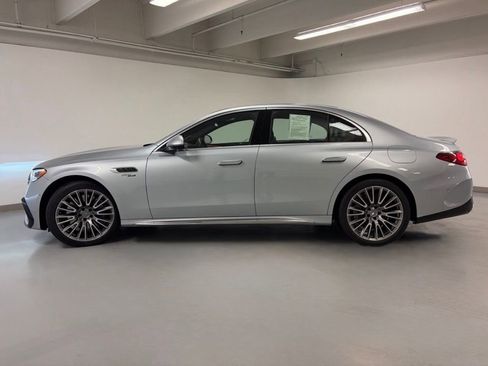 Used 2025 Mercedes-Benz E 53 AMG e 4MATIC Sedan image 5