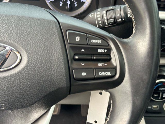 Used 2022 Hyundai Venue SEL FWD image 28