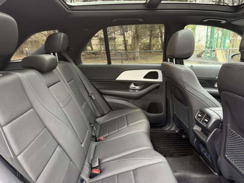 Used 2024 Mercedes-Benz GLE 350 4MATIC w/ Panoramic Roof image 16