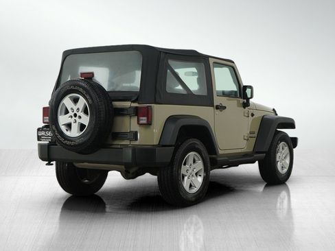 Used 2017 Jeep Wrangler Sport image 5