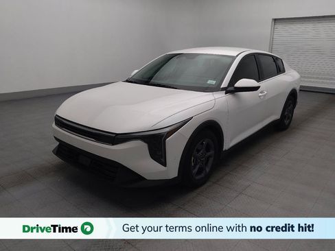 Used 2025 Kia K4 FWD image 1