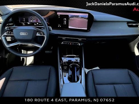 New 2026 Audi Q3 quattro 2.0T image 5