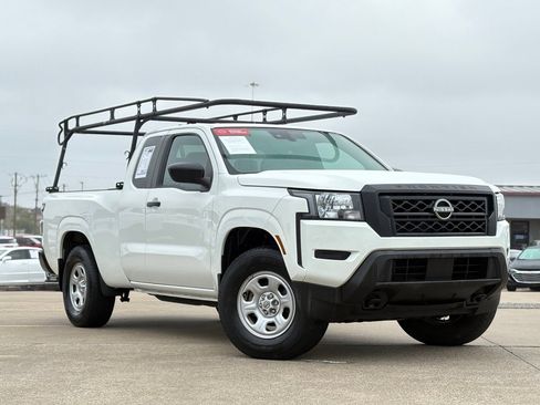 Certified 2022 Nissan Frontier S w/ Technology Package image 2