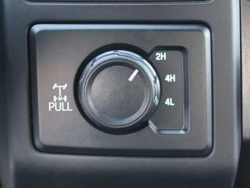 Used 2019 Ford F150 XL w/ Equipment Group 101A Mid image 17