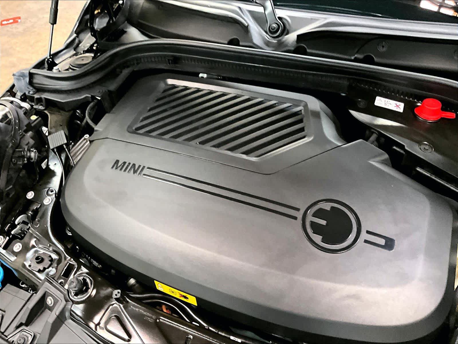 Used 2024 MINI Cooper SE FWD image 35