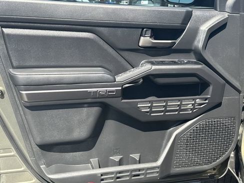Certified 2025 Toyota Tacoma TRD Sport AWD/4WD image 7
