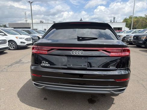 Used 2023 Audi Q8 Premium w/ Convenience Package AWD/4WD image 5