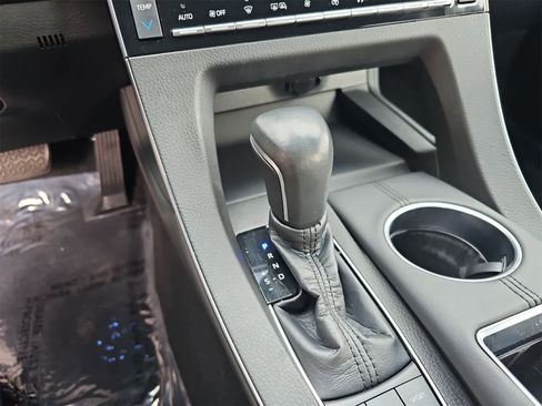 Used 2021 Toyota Avalon XLE w/ Carpet Mat Package (TMS) image 21